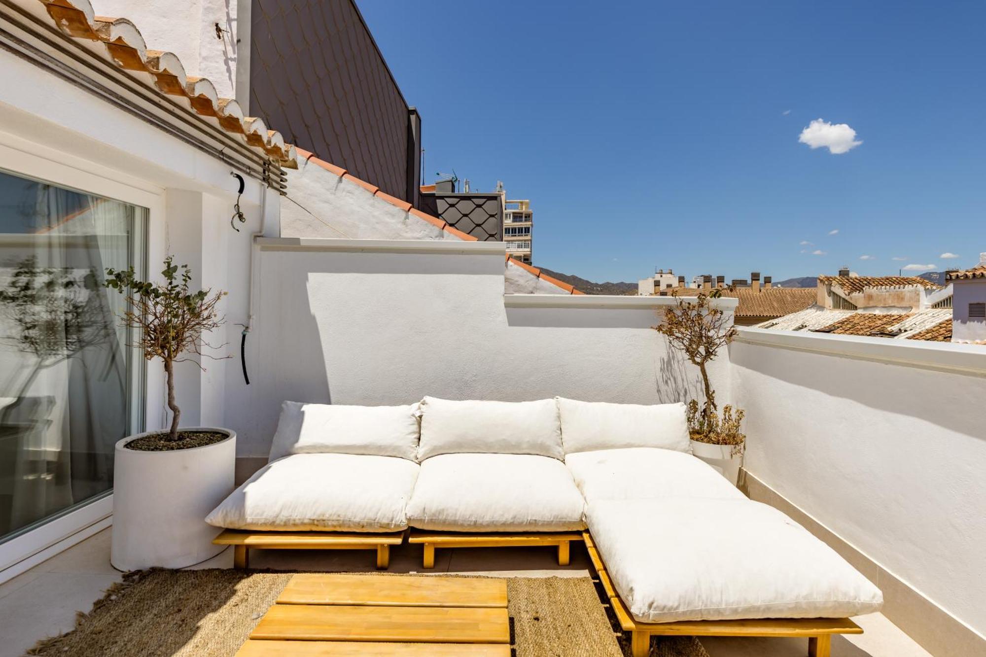 Atarazanas Suite, Atico Con Terraza マラガ エクステリア 写真