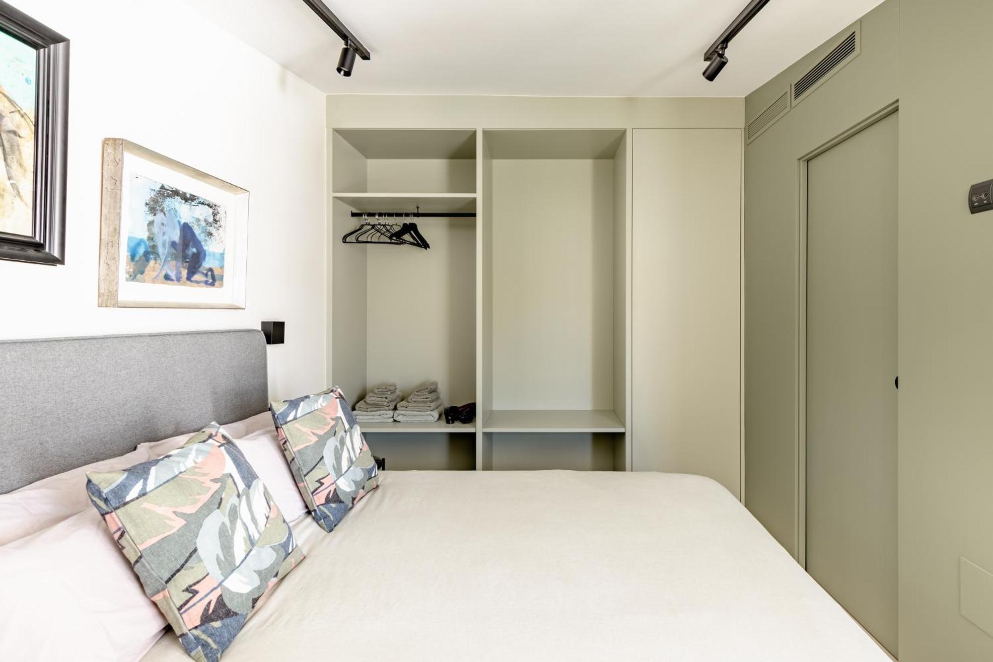 Atarazanas Suite, Atico Con Terraza マラガ エクステリア 写真
