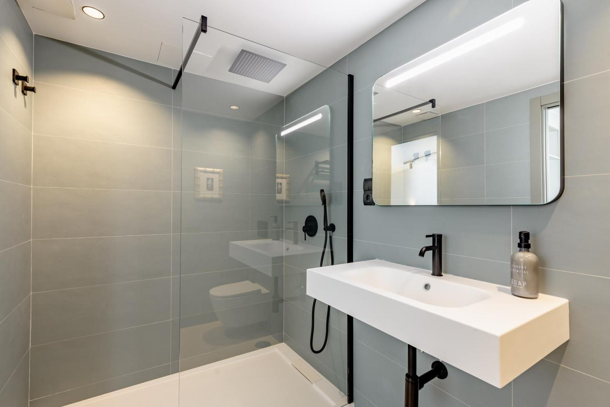 Atarazanas Suite, Atico Con Terraza マラガ エクステリア 写真